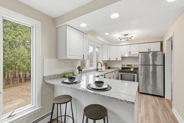 75 North Rd, Hampden, MA 01036