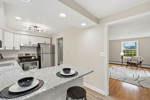 75 North Rd, Hampden, MA 01036