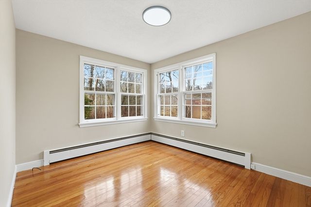 75 North Rd, Hampden, MA 01036