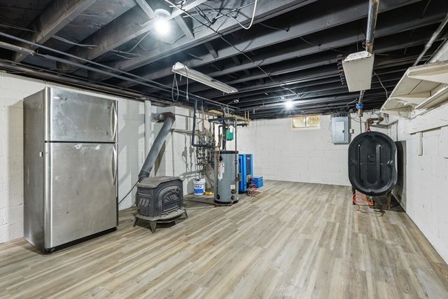 75 North Rd, Hampden, MA 01036