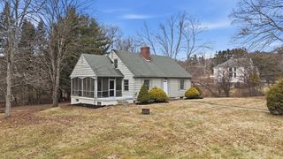 75 North Rd, Hampden, MA 01036