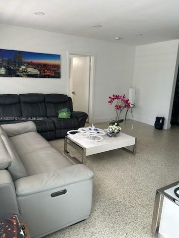 28520 SW 146th Ave, Homestead, FL 33033