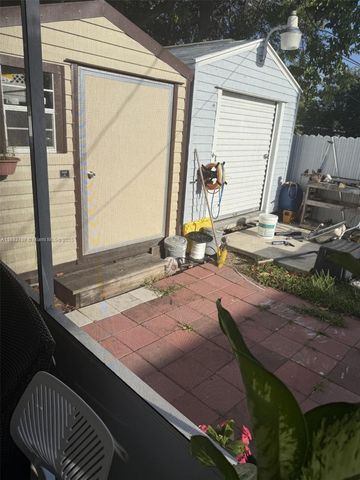 28520 SW 146th Ave, Homestead, FL 33033