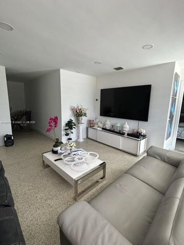 28520 SW 146th Ave, Homestead, FL 33033