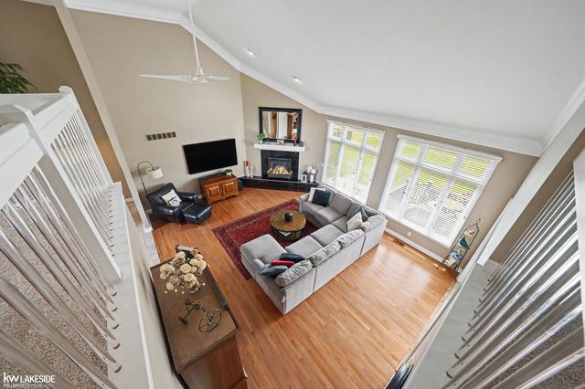 47843 Milonas Drive, Shelby Twp, MI 48315