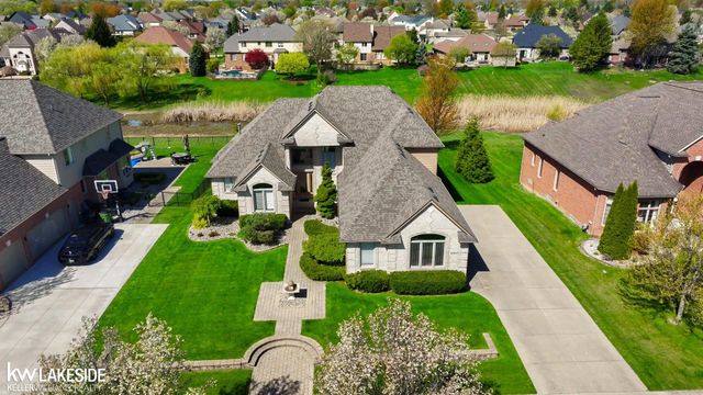 47843 Milonas Drive, Shelby Twp, MI 48315