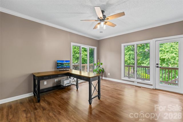 536 Innisbrook Drive, Statesville, NC 28625
