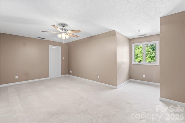 536 Innisbrook Drive, Statesville, NC 28625