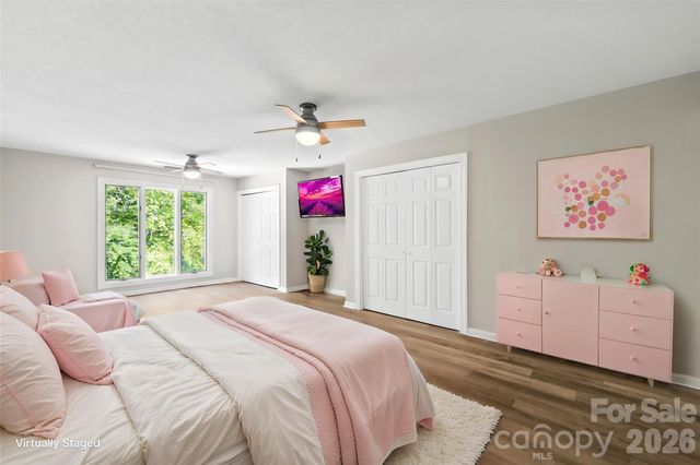 536 Innisbrook Drive, Statesville, NC 28625