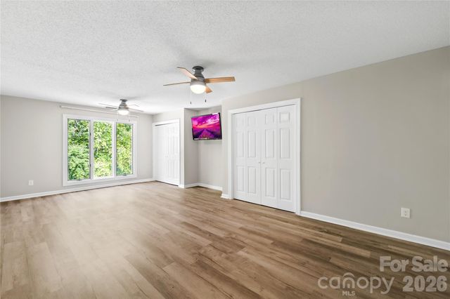 536 Innisbrook Drive, Statesville, NC 28625