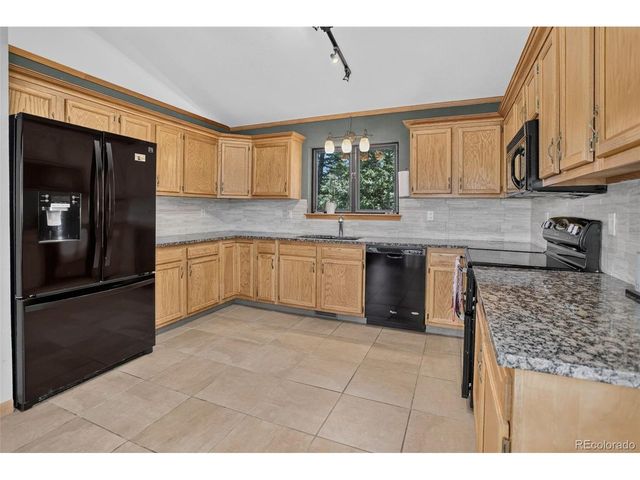 71 Columbine Dr, Bailey, CO 80421