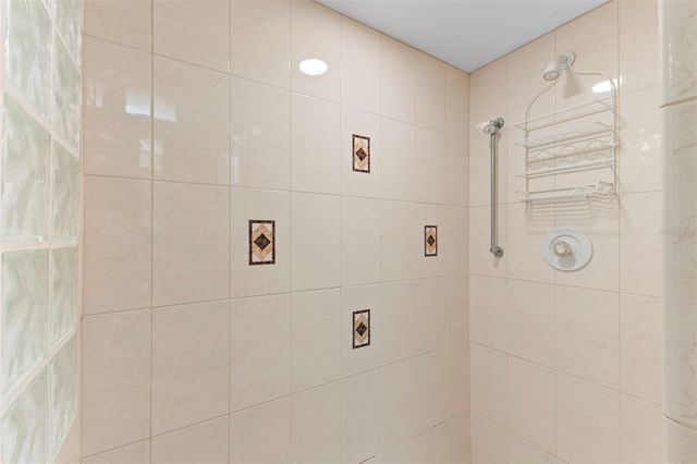 3079 BRANCH DRIVE, Clearwater, FL 33760