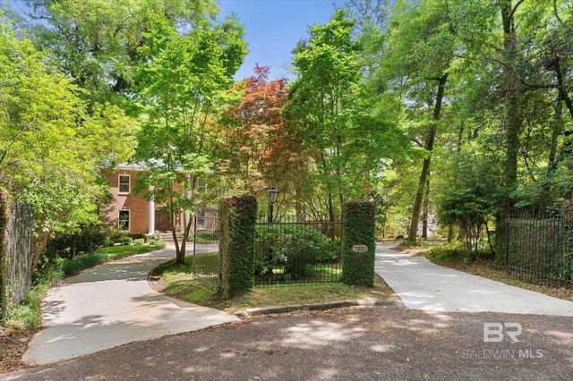 7230 Ecor Dechene Court, Fairhope, AL 36532