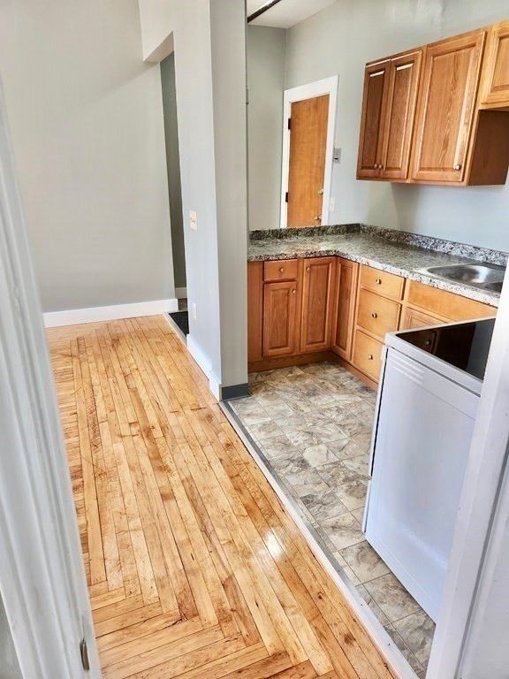 15 N Main St 25, Attleboro, MA 02703