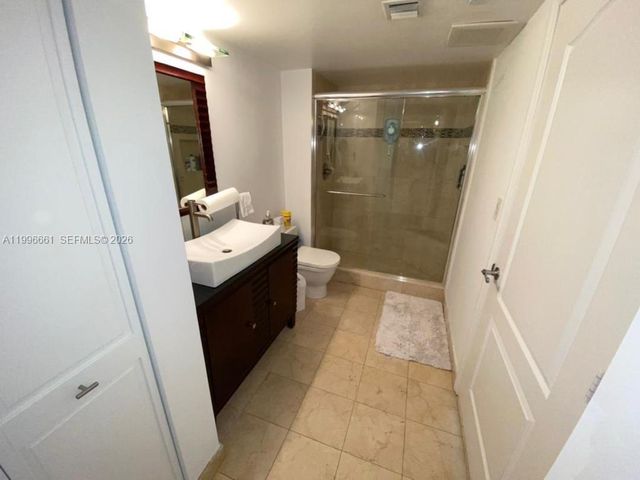 2101 Brickell Ave 2604, Miami, FL 33129