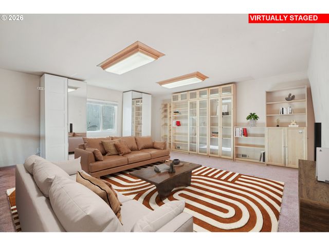 20205 Nw CLARK Ave, Portland, OR 97231