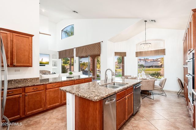 4463 S WILDFLOWER Place, Chandler, AZ 85248