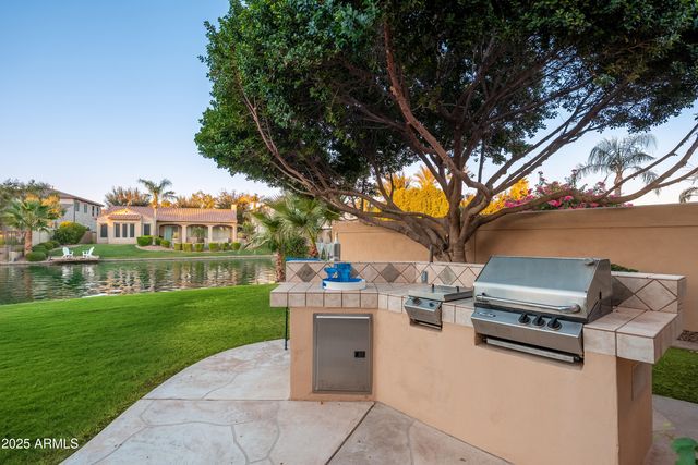 4463 S WILDFLOWER Place, Chandler, AZ 85248