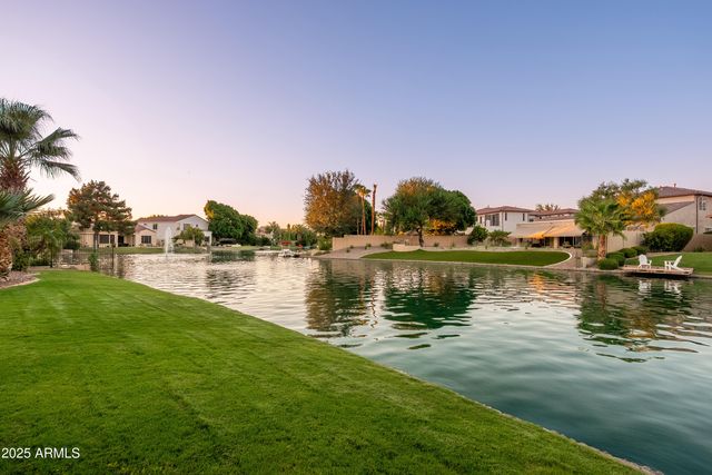 4463 S WILDFLOWER Place, Chandler, AZ 85248