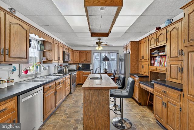 258 N 3RD ST, Columbia, PA 17512