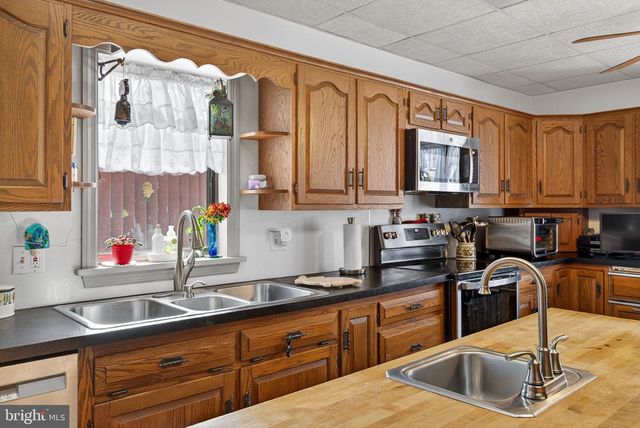 258 N 3RD ST, Columbia, PA 17512