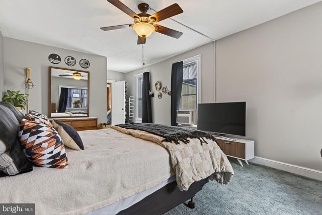 258 N 3RD ST, Columbia, PA 17512