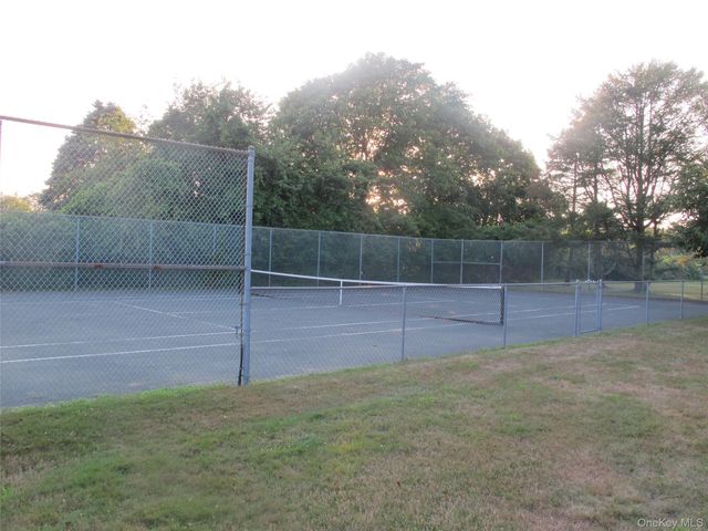 40 Tuthill Point Road, East Moriches, NY 11940