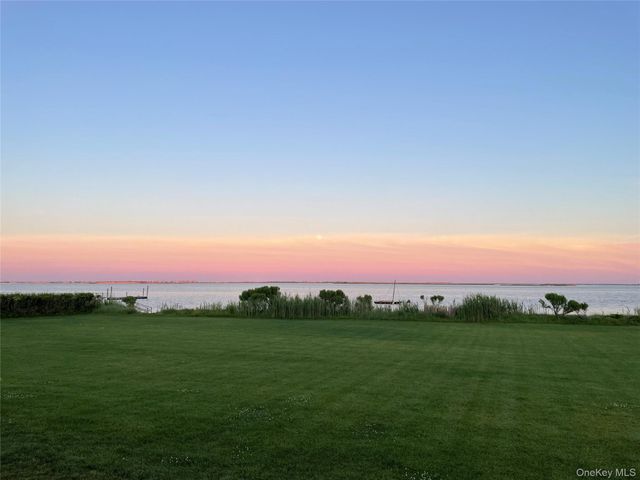 40 Tuthill Point Road, East Moriches, NY 11940