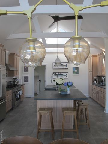 40 Tuthill Point Road, East Moriches, NY 11940