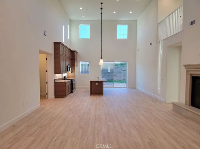 730 Manor Lane, Paso Robles, CA 93446