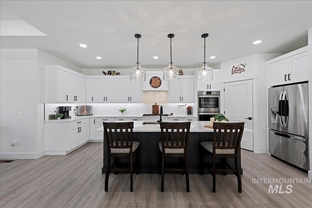 9863 W Aviara St., Star, ID 83669