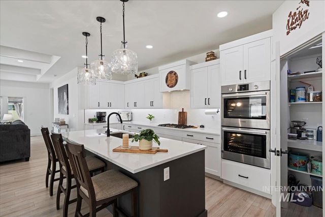 9863 W Aviara St., Star, ID 83669