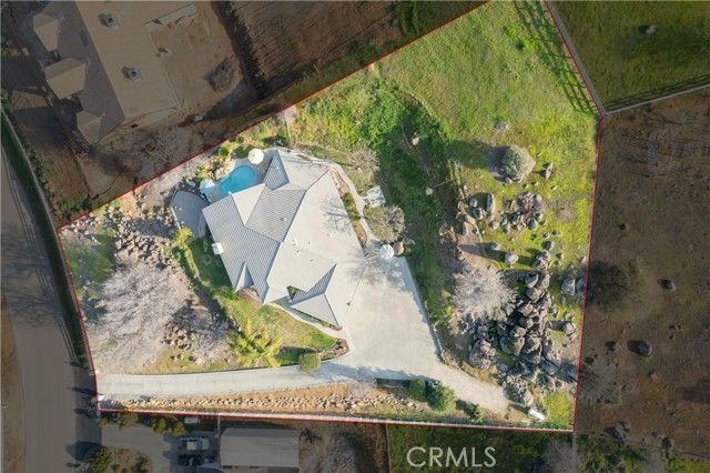 16404 Wardlaw Drive, Springville, CA 93265