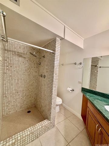 1750 Kalakaua Avenue 2704, Honolulu, HI 96826