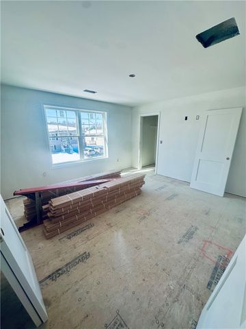 10 Dale Avenue, Cranston, RI 02910