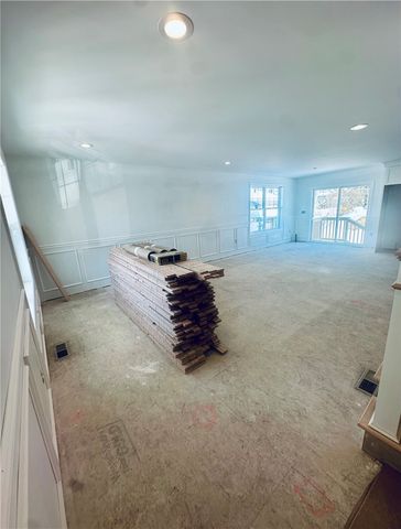 10 Dale Avenue, Cranston, RI 02910