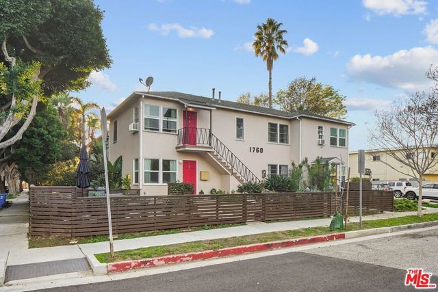 1760 18th Street B, Santa Monica, CA 90404
