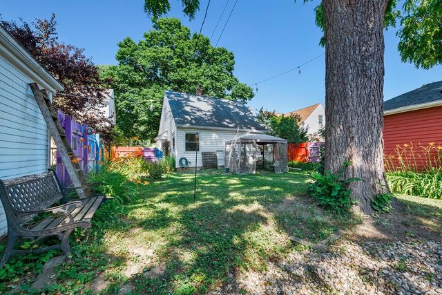 2862 N 78th STREET, Milwaukee, WI 53222