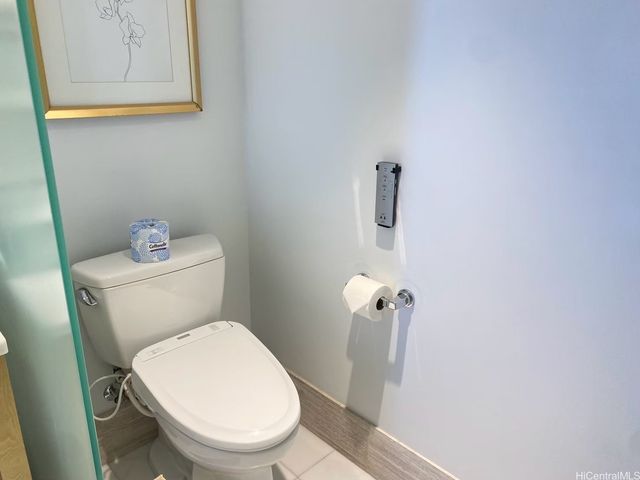 383 Kalaimoku Street 1608, Honolulu, HI 96815