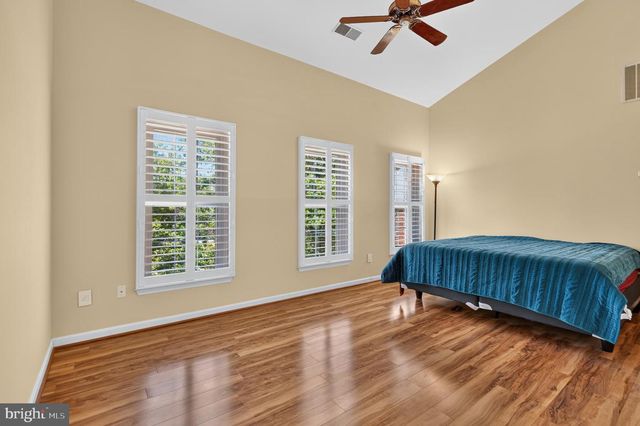 4659 LAMBERT DR, Alexandria, VA 22311