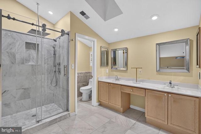 4659 LAMBERT DR, Alexandria, VA 22311