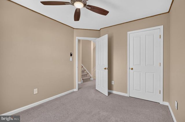 4659 LAMBERT DR, Alexandria, VA 22311