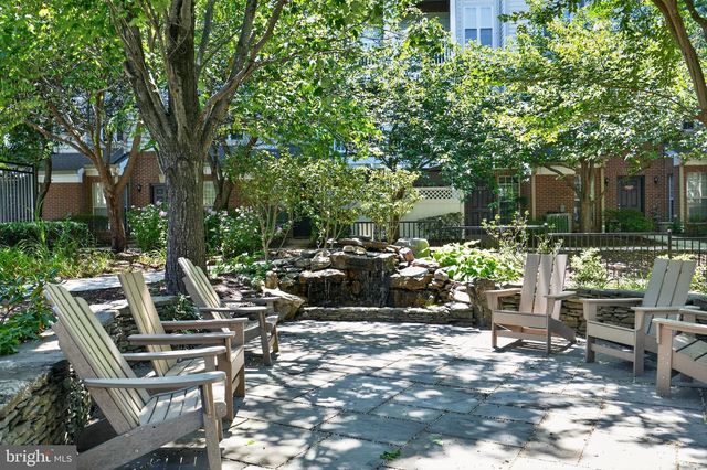 4659 LAMBERT DR, Alexandria, VA 22311