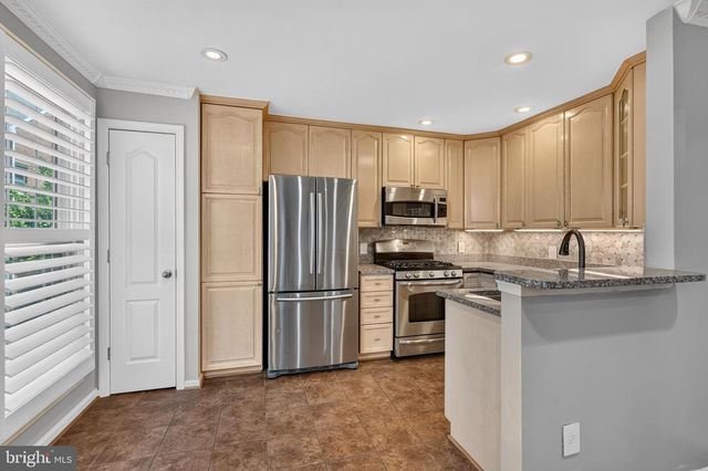 4659 LAMBERT DR, Alexandria, VA 22311