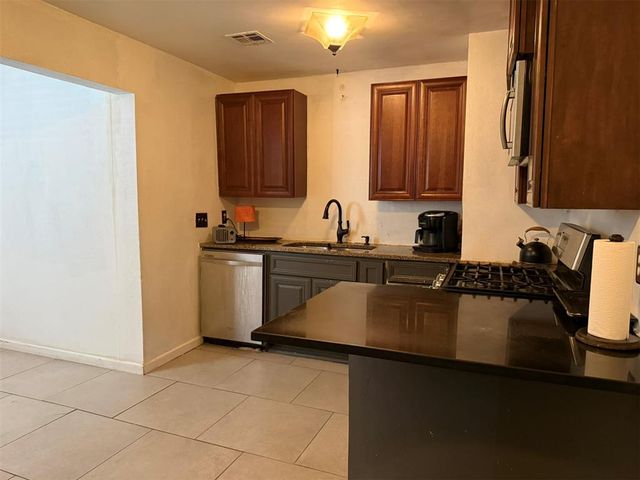 1241 NW 94th Street, Oklahoma City, OK 73114
