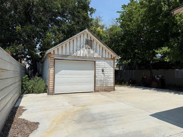 1241 NW 94th Street, Oklahoma City, OK 73114
