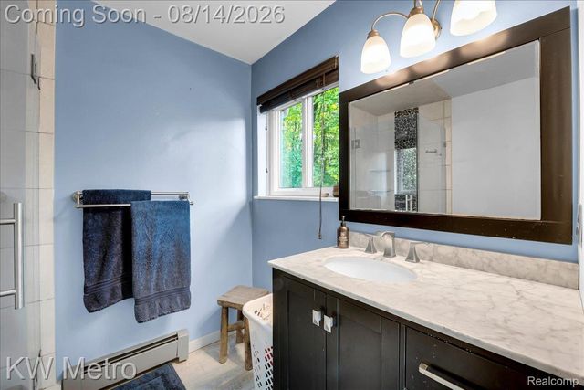 3050 Indian Lake Road, Addison Township, MI 48370