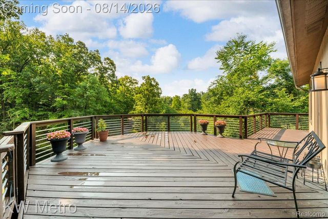 3050 Indian Lake Road, Addison Township, MI 48370
