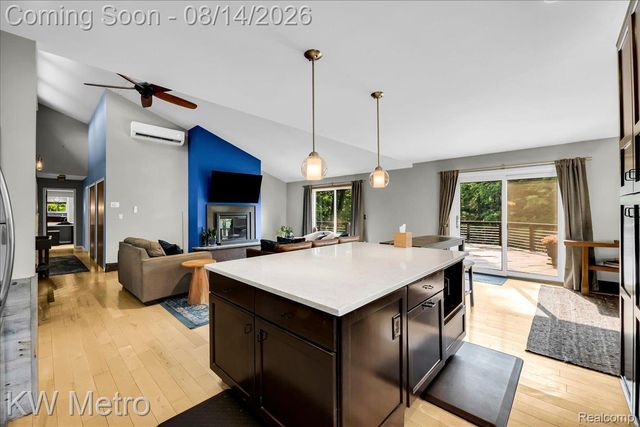3050 Indian Lake Road, Addison Township, MI 48370