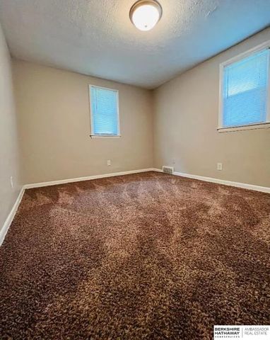 4814 Polk Street, Omaha, NE 68117